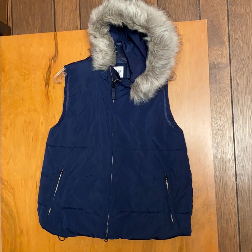 The Gap Puffer vest with fur trimmed hood